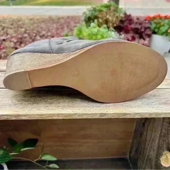 New (MSRP:$89) LEATHER DIBA Wood Wedge Heel Suede Slouch Style Booties - Sz 8.5 - Picture 7 of 15